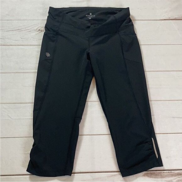 Athleta Be Free Knicker Crop Leggings - Picture 4 of 12